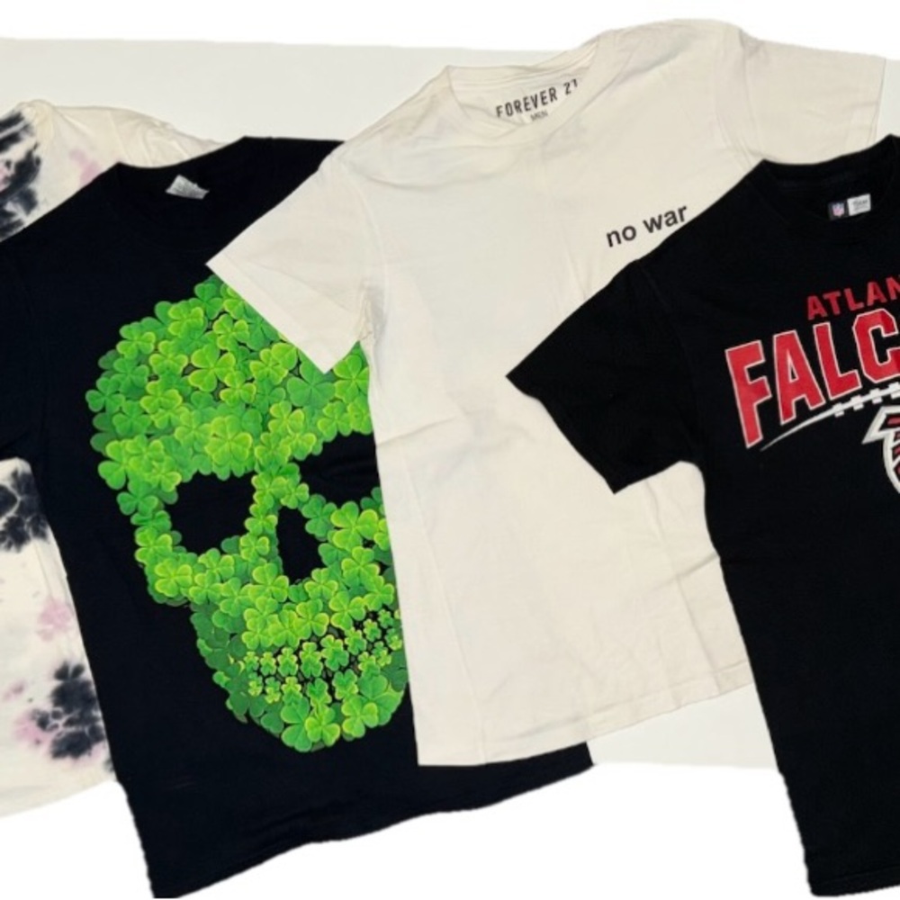 Men’s Bundle of Graphic Shirts Size S/M (4 Tees Total)